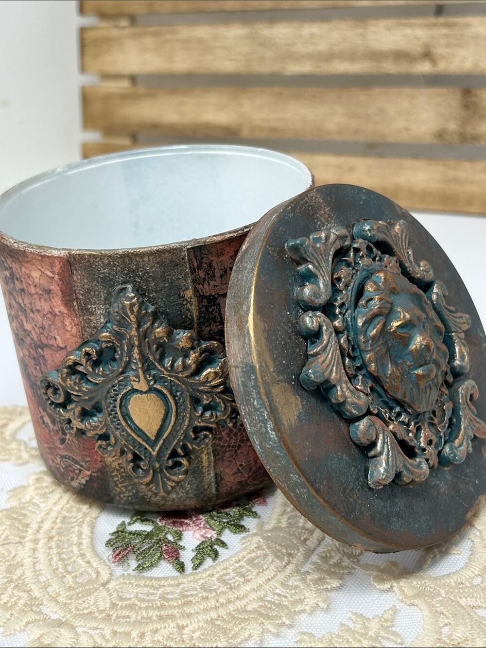 Decorative Antique-Style Trinket Box  with lid in Turquoise and Bronze